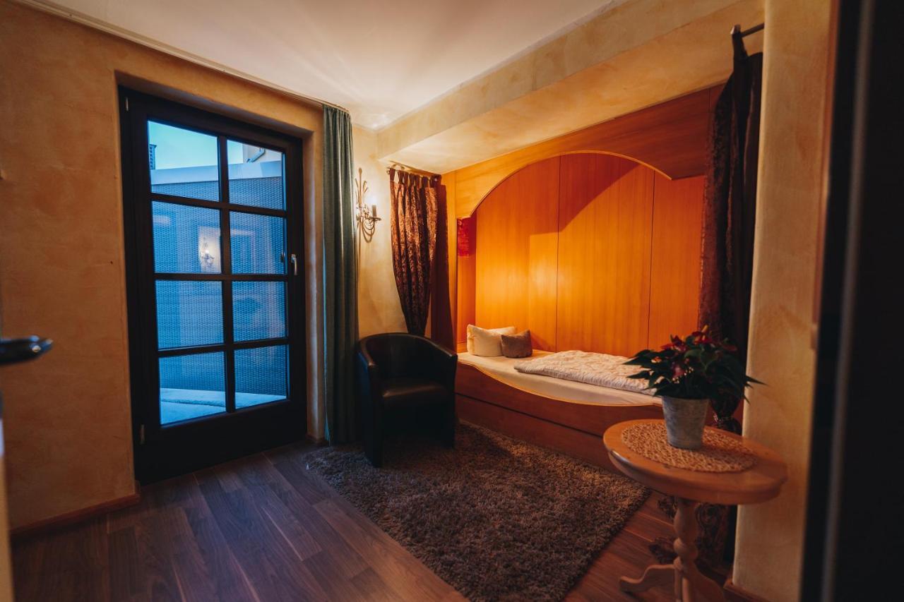 Landhotel Neukirchner Hof Neukirchen Bei Sulzbach-Rosenberg Eksteriør bilde